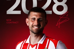 已在球队效力14年，官方：南安普顿与队长斯蒂芬斯续约至2028年